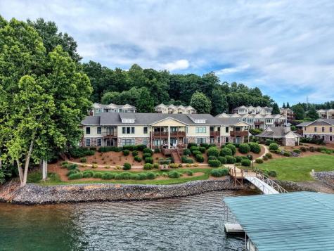 1409 Lakeside Road Hiawassee GA 30546