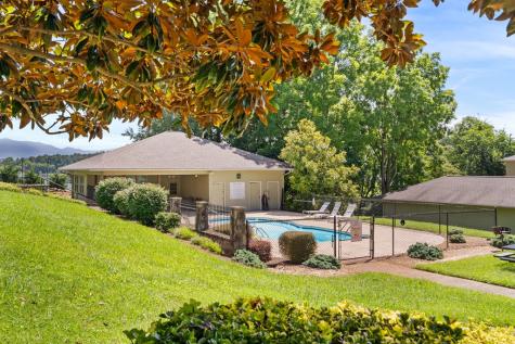 1724 Watercrest Way Young Harris GA 30582