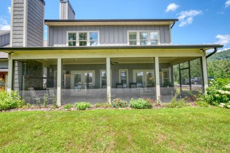 105A Brett Way Hiawassee NC 30546