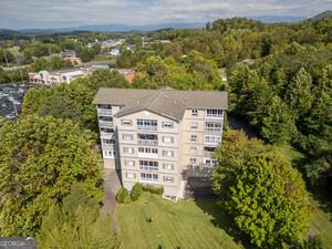 121 River Street Hiawassee GA 30546