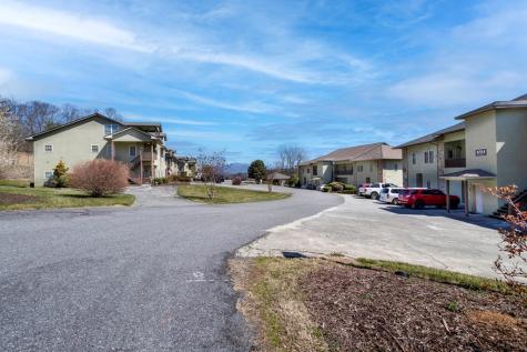1725 Watercrest Way D Young Harris GA 30582