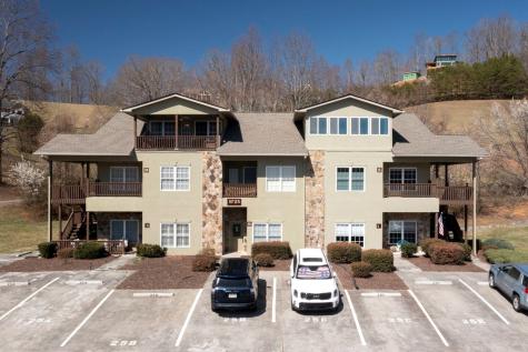 1725 Watercrest Way D Young Harris GA 30582