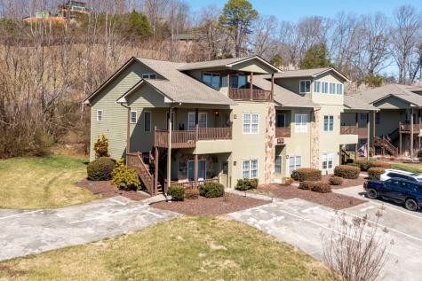 1725 Watercrest Way D Young Harris GA 30582