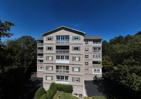 121 River Street Hiawassee GA 30546