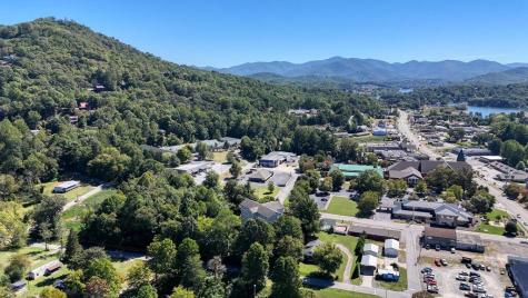 121 River Street Hiawassee GA 30546