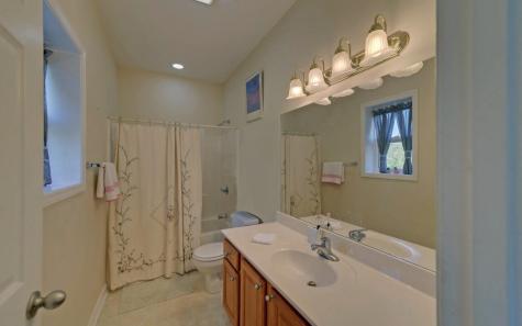 121 River Street #4-C Hiawassee GA 30546