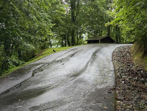 8 Black Bear Trail Hiawassee GA 30548