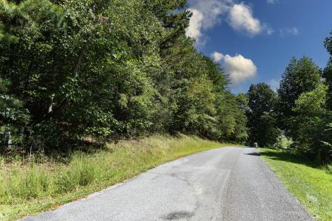 43 Hidden Fields Road Hiawassee GA 30546