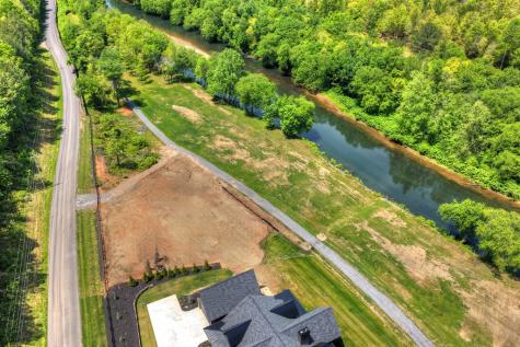1733 Grassy Creek Road Copperhill TN 37317