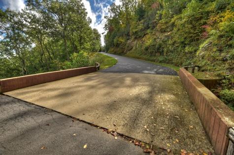 Lot 25 Utana Bluffs Trail Ellijay GA 30540