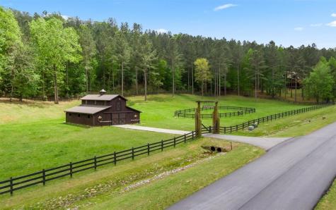 LT158 Stables Loop Blairsville GA 30512