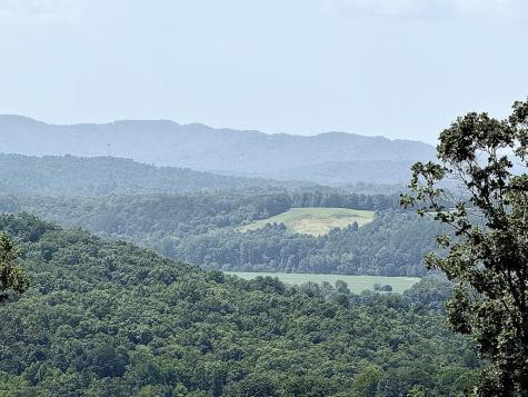 29A Grand Laurel Brasstown NC 28902