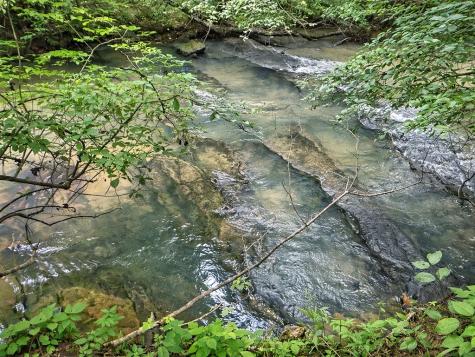 10AC Yonder Way Talking Rock GA 30175