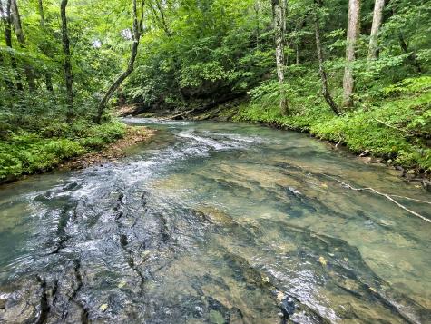10AC Yonder Way Talking Rock GA 30175