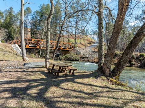 Lot 127 Red Hawk Lane Ellijay GA 30540