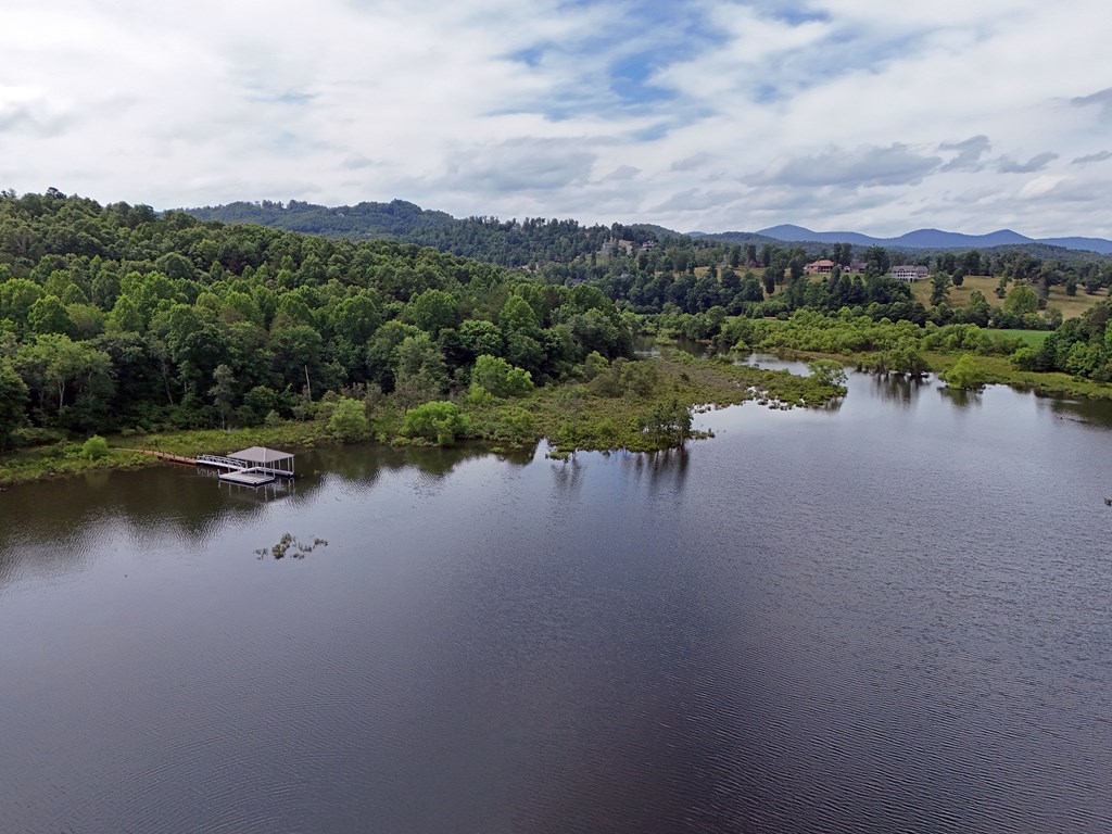 201 Cottage Lane Blairsville GA 30512