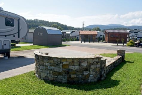 16 Circle Back Lane Blairsville GA 30512