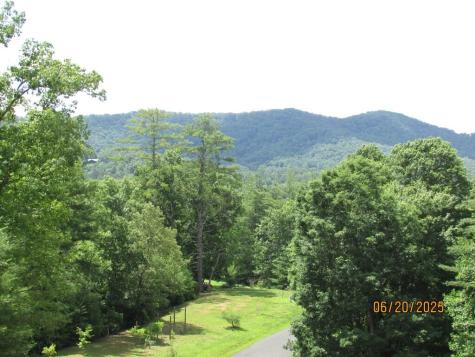 #34 Shelton Springs S/d Hayesville NC 28904
