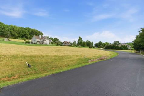 25 Mcintosh Circle Hayesville NC 28904