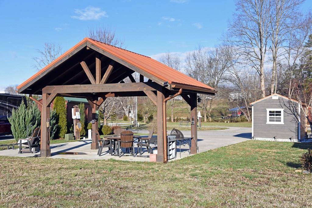 184 Golden Nugget Road Blairsville GA 30512