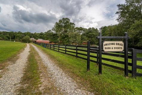 86 Stable Gate Drive Blairsville GA 30512