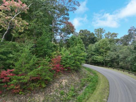 249 Andes Ridge Ellijay GA 30536