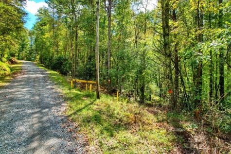 684 Old Miller Rock Road Ellijay GA 30540