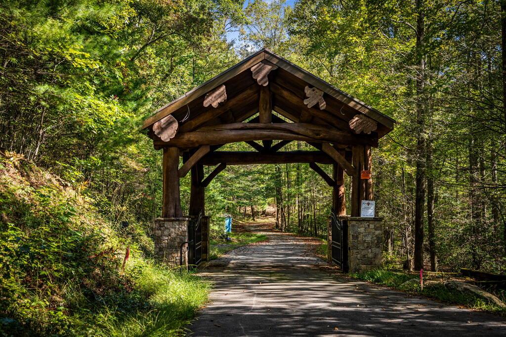 Lt 3 Pheasant Tail Trace Ellijay GA 30536