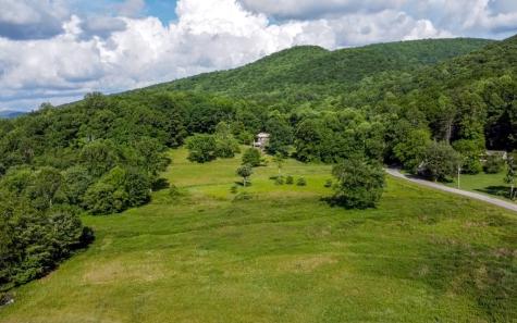 239 Glenn Elliott Road Suches GA 30572