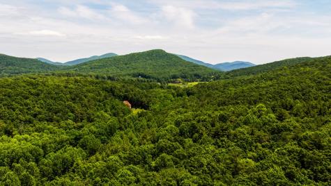 239 Glenn Elliott Road Suches GA 30572