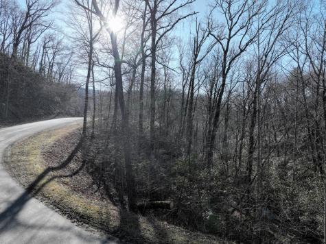 216 St Andrews Way Ellijay GA 30536