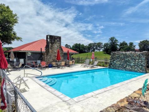 61 Apache Bend Road Blairsville GA 30512