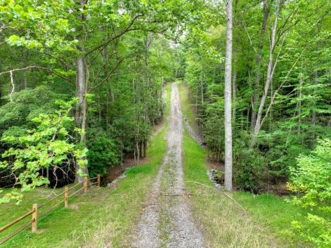 1696 Rocky Top Road Blairsville GA 30512