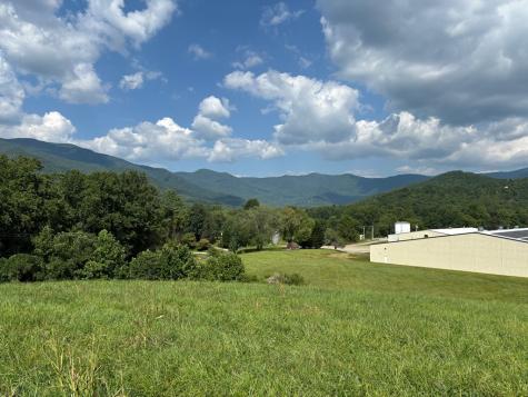 9.12-AC Old Hwy 64e Hayesville NC 28904