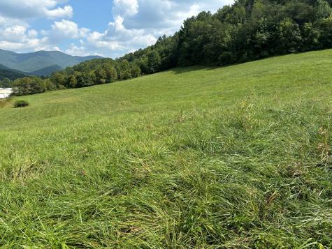 9.12-AC Old Hwy 64e Hayesville NC 28904