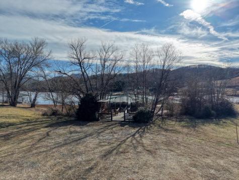 41 Hidden Fields Road Hiawassee GA 30546