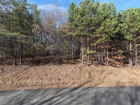 41 Hidden Fields Road Hiawassee GA 30546
