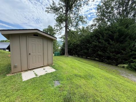 248 Ledford Chapel Road Hayesville NC 28904
