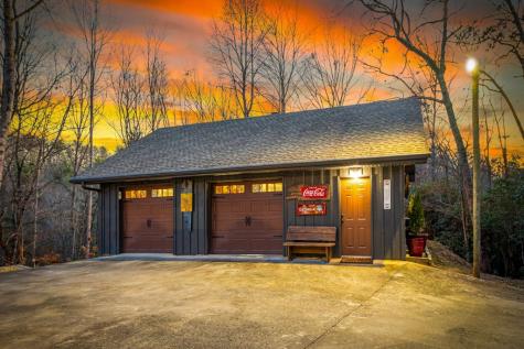 178 Arp Road Mineral Bluff GA 30559