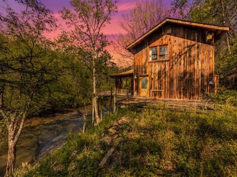 80 River Bend Circle Ellijay GA 30536