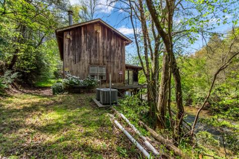 80 River Bend Circle Ellijay GA 30536