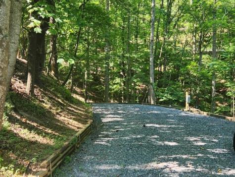 158 5th Street Ellijay GA 30540