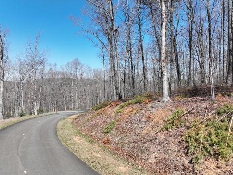 180 Trailwood Drive Ellijay GA 30536