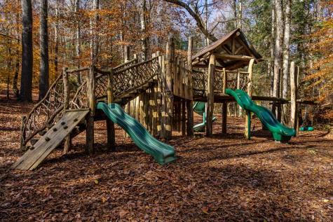 36 Utana Bluffs Trail Ellijay GA 30540