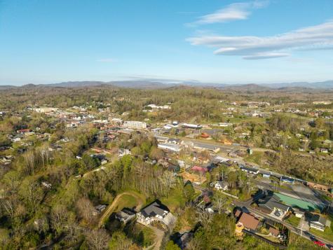 291 E Second Street Blue Ridge GA 30513