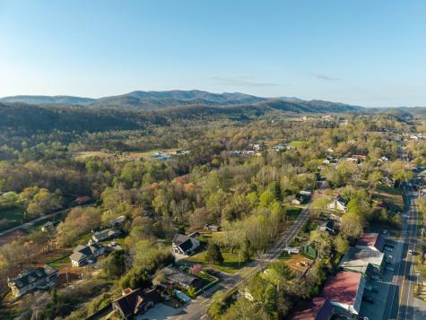 291 E Second Street Blue Ridge GA 30513