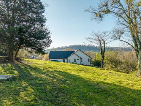 291 E Second Street Blue Ridge GA 30513