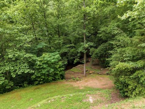 84 Pounding Mill Creek Hayesville NC 28904