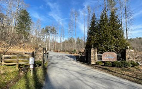 Lot 35 Hidden River Hayesville NC 28904