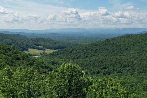 270R Stone Cliff Drive Ellijay GA 30536